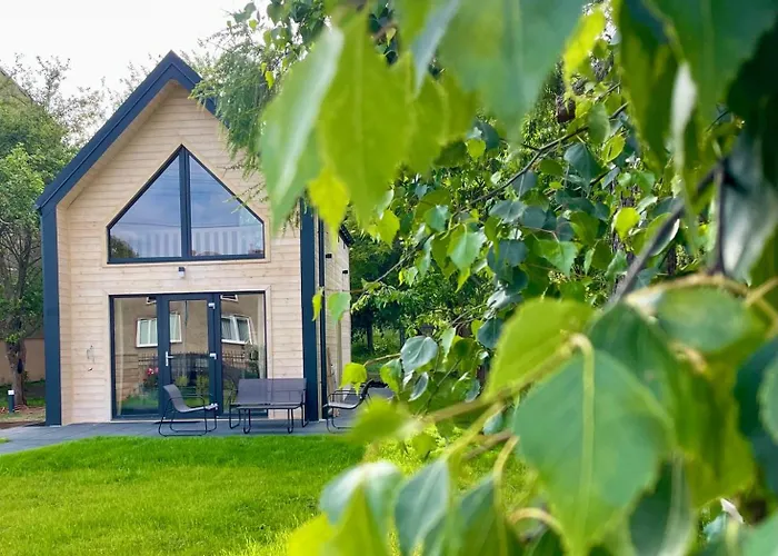 Polna 31 * אולשטין