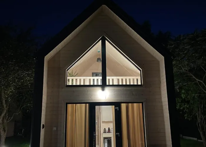 Polna 31 * אולשטין